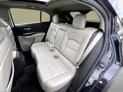 Used 2022 Cadillac XT4 Luxury image 16