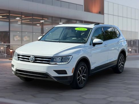 Used 2019 Volkswagen Tiguan SE AWD/4WD image 3