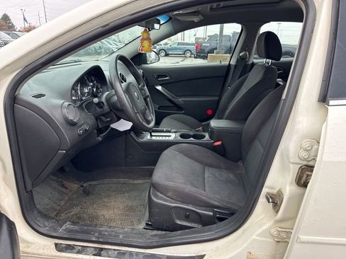 Used 2005 Pontiac G6 Sedan w/ Premium Value Package image 3