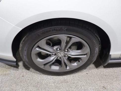 Used 2024 Honda Accord EX image 10