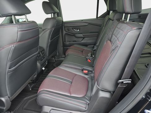 New 2026 Honda Pilot Black Edition image 15