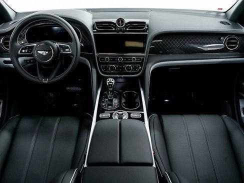 New 2025 Bentley Bentayga image 27