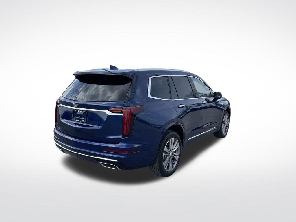 Used 2025 Cadillac XT6 Premium Luxury FWD image 5