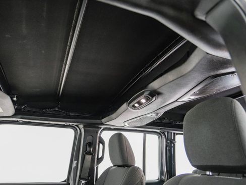 Used 2024 Jeep Wrangler Unlimited Sport image 23