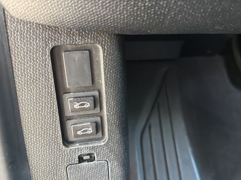 Used 2021 BMW i3 RWD image 24