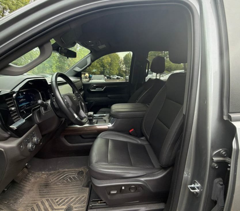 Used 2023 Chevrolet Silverado 1500 RST w/ RST All Star Premium Package AWD/4WD image 2
