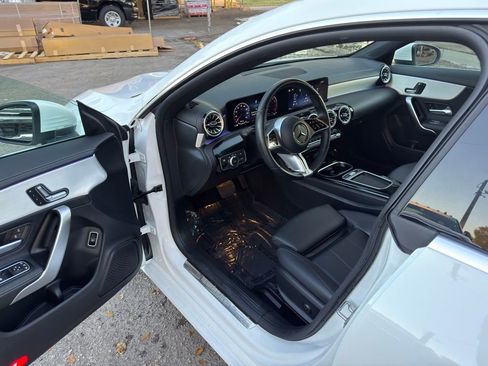 Used 2025 Mercedes-Benz CLA 250 image 15