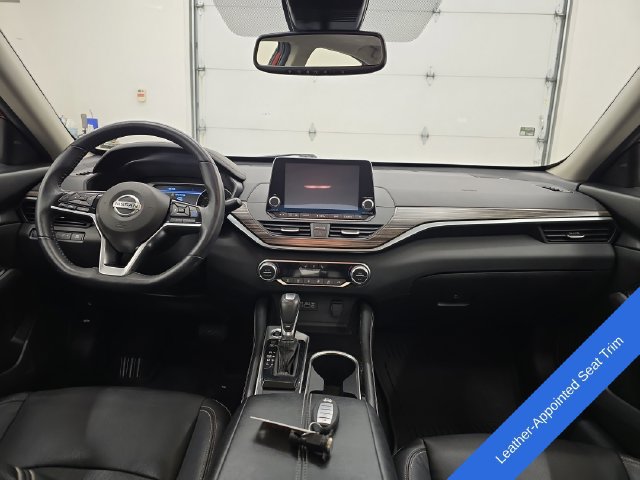 Used 2020 Nissan Altima 2.5 SL FWD image 13