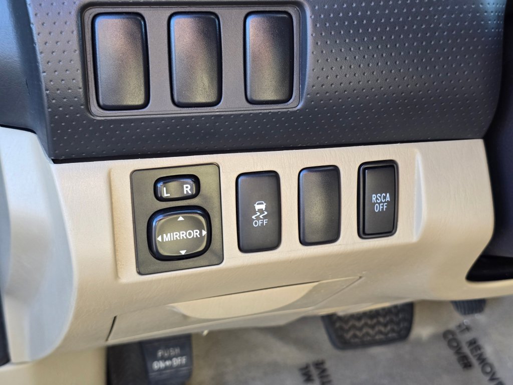 Used 2010 Toyota Tacoma 4x4 Access Cab V6 image 32