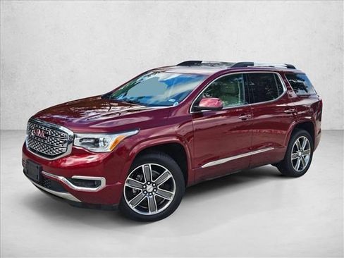 Used 2017 GMC Acadia Denali w/ Technology Package image 1