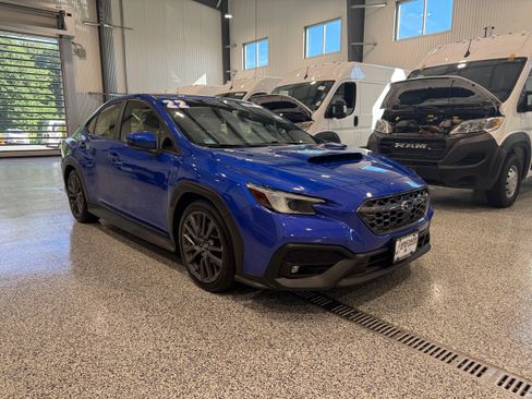 Used 2022 Subaru WRX GT AWD/4WD image 5