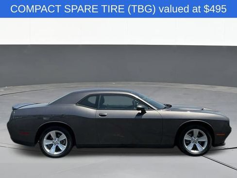 Used 2023 Dodge Challenger SXT RWD image 2