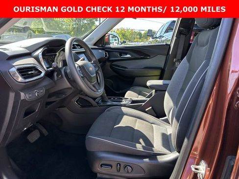 Used 2021 Chevrolet TrailBlazer LT FWD image 19