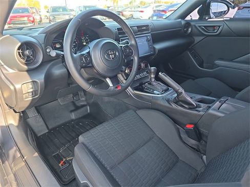 Used 2023 Toyota GR86 Base image 14