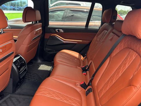 Used 2026 BMW X7 xDrive40i w/ Executive Package AWD/4WD image 5