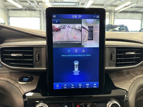 Used 2022 Ford Explorer Platinum w/ Equipment Group 601A image 36