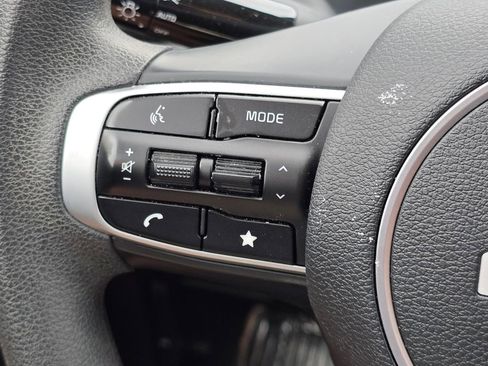 Used 2024 Kia Sportage LX AWD/4WD image 11