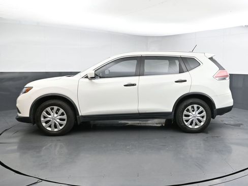 Used 2016 Nissan Rogue S image 5