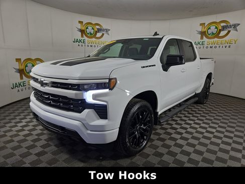 Certified 2024 Chevrolet Silverado 1500 RST w/ Rally Edition AWD/4WD image 3