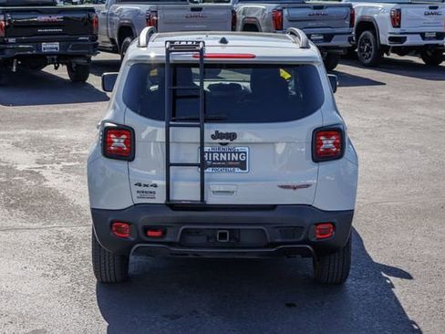 Used 2021 Jeep Renegade Trailhawk w/ Sun & Sound Group AWD/4WD image 32