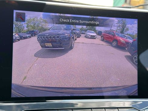 Used 2025 Jeep Compass Limited w/ High Altitude Package AWD/4WD image 29