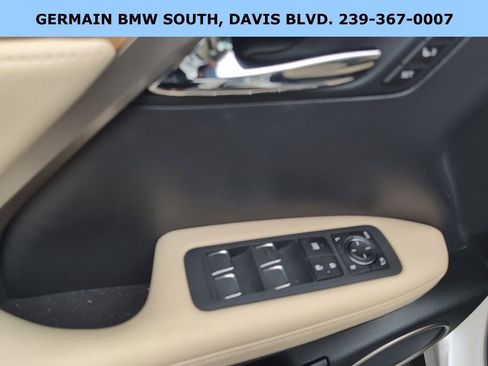 Used 2022 Lexus RX 350L Premium w/ Premium Package image 5