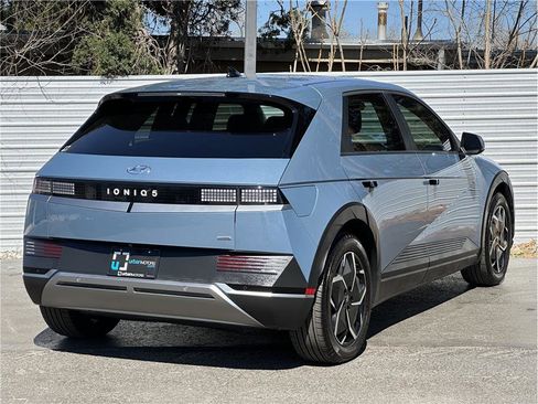 Used 2024 Hyundai Ioniq 5 SE image 10