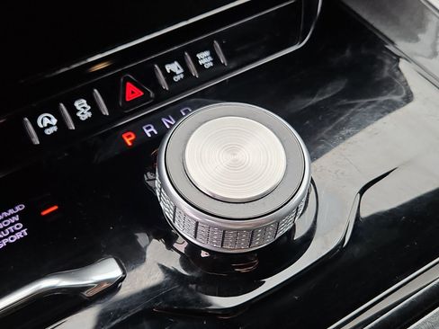 Used 2024 Jeep Wagoneer 4WD image 26