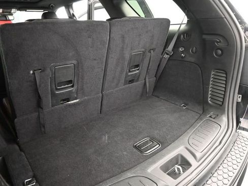 Used 2024 Dodge Durango GT image 17