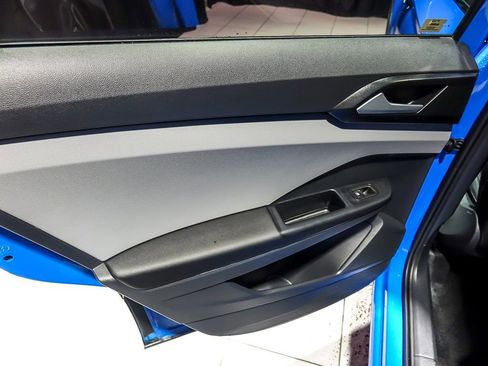 Used 2023 Volkswagen Taos SEL image 29