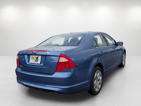 Used 2010 Ford Fusion SE image 5