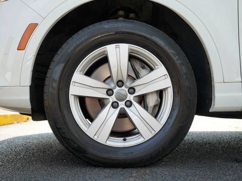 Used 2018 Audi Q7 2.0T Premium w/ Cold Weather Package AWD/4WD image 15