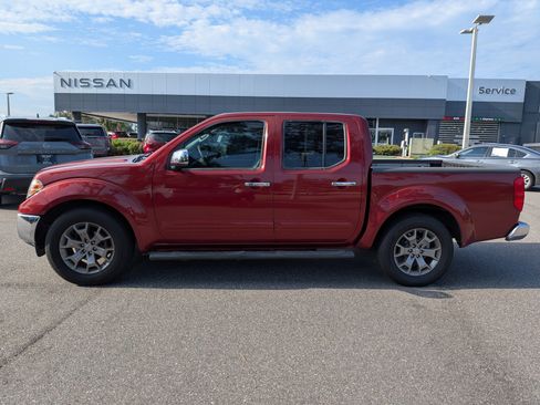 Used 2019 Nissan Frontier SL RWD image 7