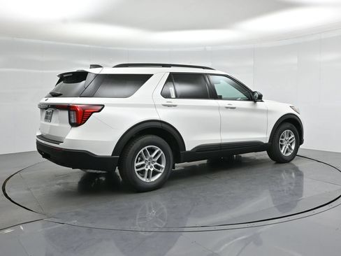 New 2026 Ford Explorer Active RWD image 24