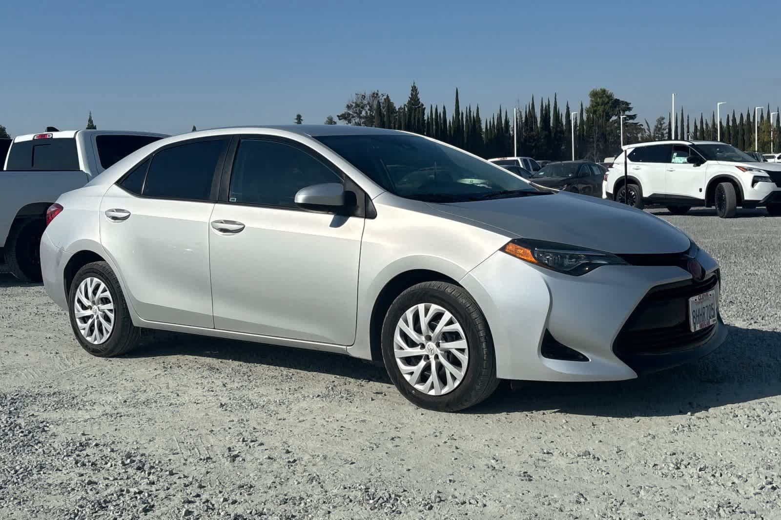 Used 2019 Toyota Corolla LE FWD image 10