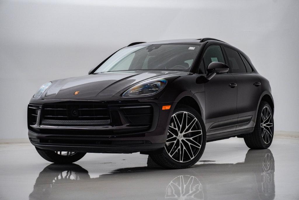 Certified 2023 Porsche Macan Turbo AWD/4WD image 1