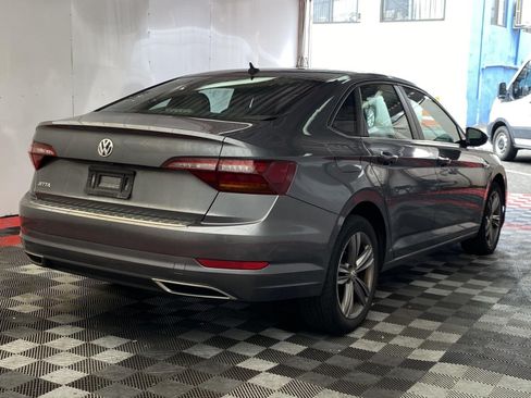 Used 2019 Volkswagen Jetta R-Line FWD image 6
