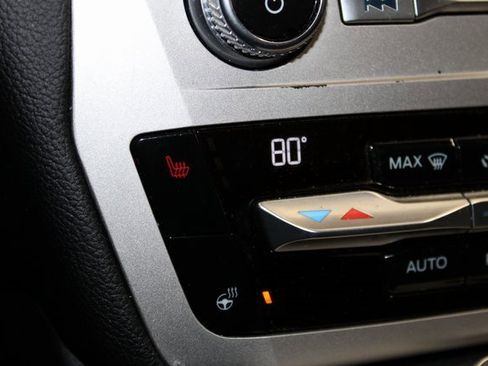 Used 2021 Ford Explorer XLT w/ Equipment Group 202A image 19