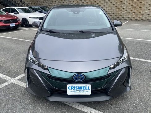 Used 2020 Toyota Prius Prime XLE image 10