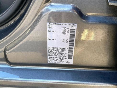 Certified 2025 Nissan Altima 2.5 SR image 32