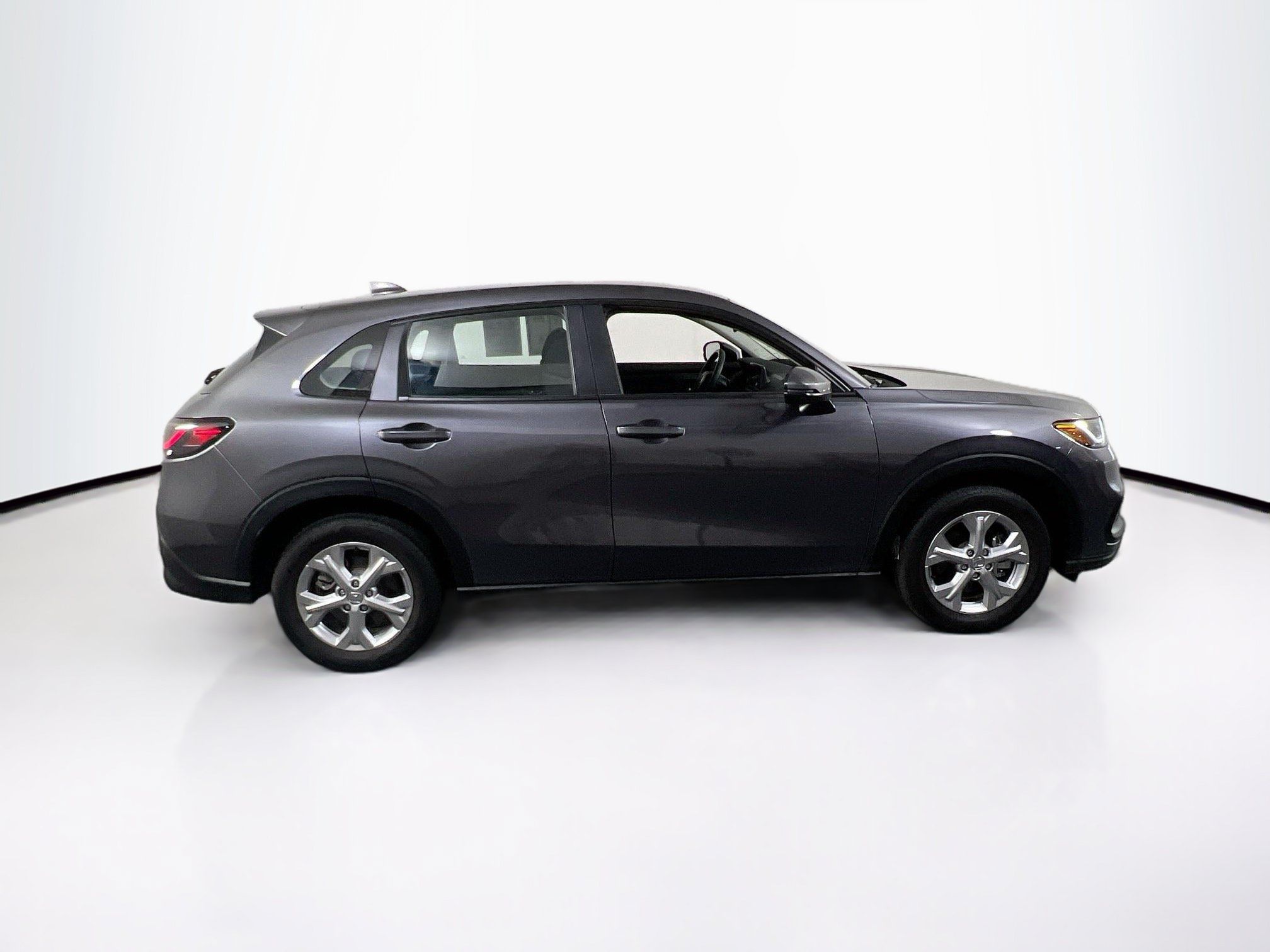 Used 2025 Honda HR-V LX image 4