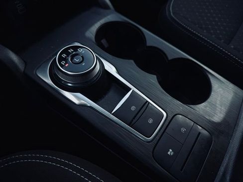 Used 2025 Ford Escape Active image 29