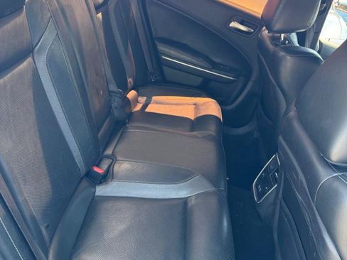 Used 2020 Dodge Charger SXT w/ Leather Interior Group RWD image 10