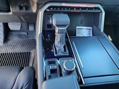 New 2025 Toyota Tundra Platinum image 16