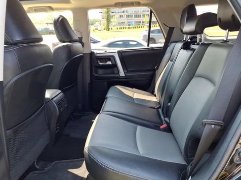 Used 2014 Toyota 4Runner SR5 Premium AWD/4WD image 9