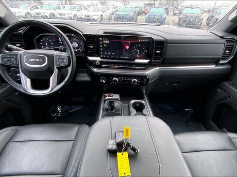 Used 2023 GMC Sierra 1500 SLT image 14