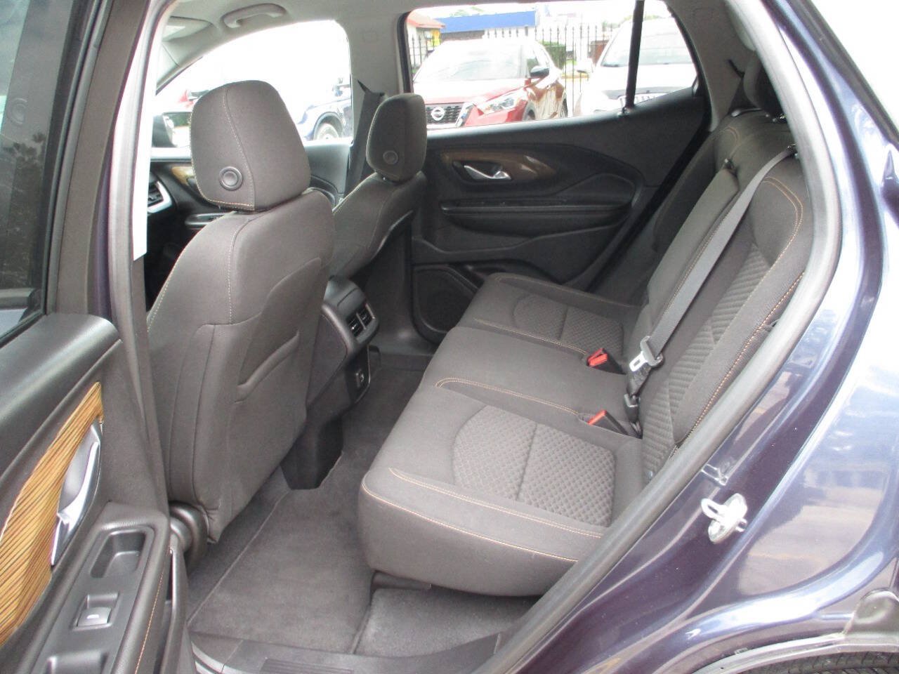 Used 2018 GMC Terrain SLE AWD/4WD image 6