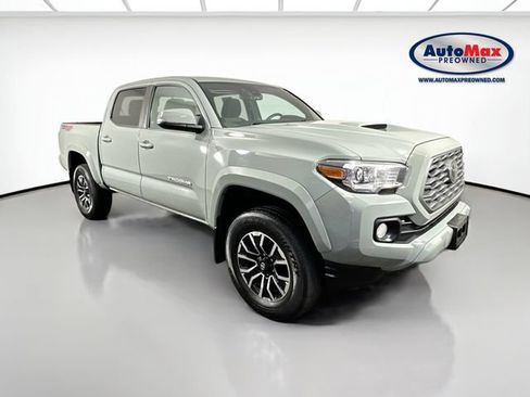 Used 2022 Toyota Tacoma TRD Sport w/ Technology Package AWD/4WD image 1