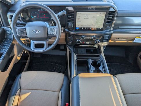 New 2026 Ford F250 Lariat w/ Lariat Premium Package image 6