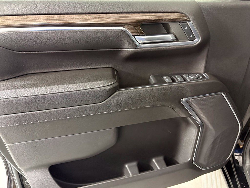 Certified 2023 Chevrolet Silverado 1500 LT AWD/4WD image 17